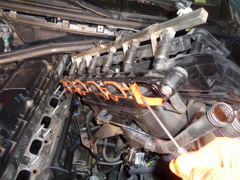 See B2899 repair manual